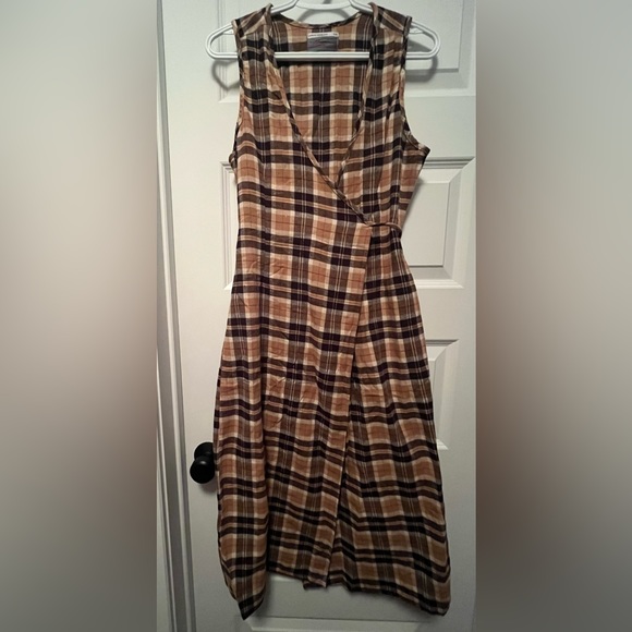 URBAN OUTFITTERS Urban Renewal Flannel Wrap Dress (Burberry Plaid type Pattern) - Picture 1 of 6